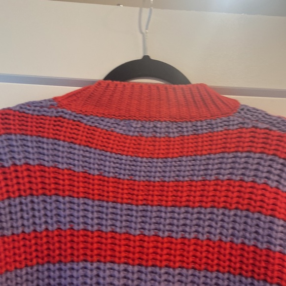 Cloud ten sweater sz small red purple white stripes like new chunk knit sweater - Picture 15 of 15
